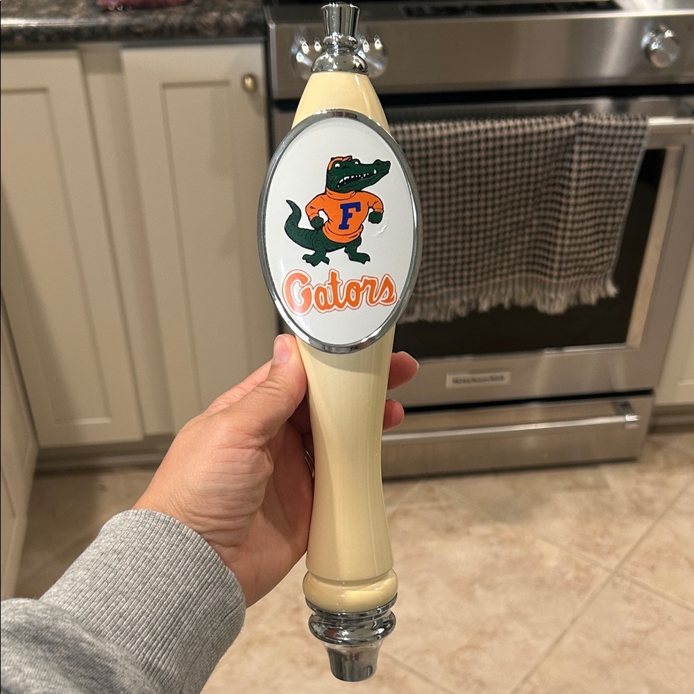 Florida Gators Cream Tap Handle - vintage Gators Logo